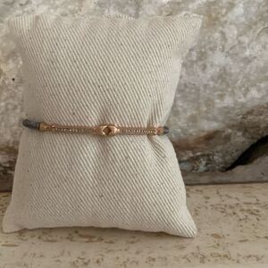 Stella dot rose gold arrow motif “resilience” cuff
